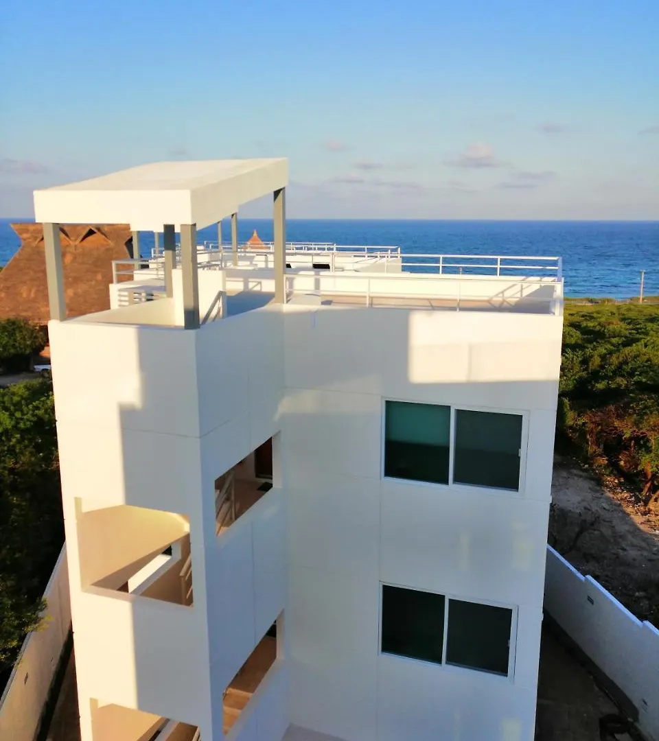 Punta Mundaca Suites 女人岛 公寓式酒店